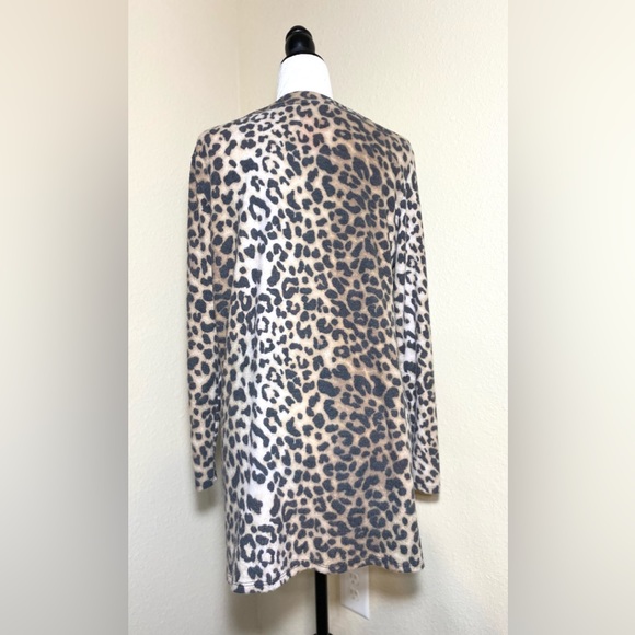 GeeGee Cardigan Leopard Print - Picture 6 of 7